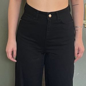 Straight Leg Jeans (Lightweight)